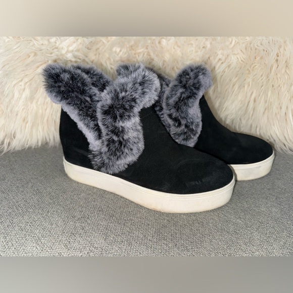 J/Slides Women's Sean Waterproof Suede Booties - Picture 5 of 7